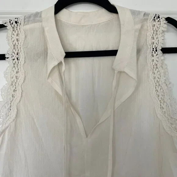 Love on a Hanger Boho Ivory Lace Trim Sleeveless Top – Tie Neck, Size M - Picture 3 of 8